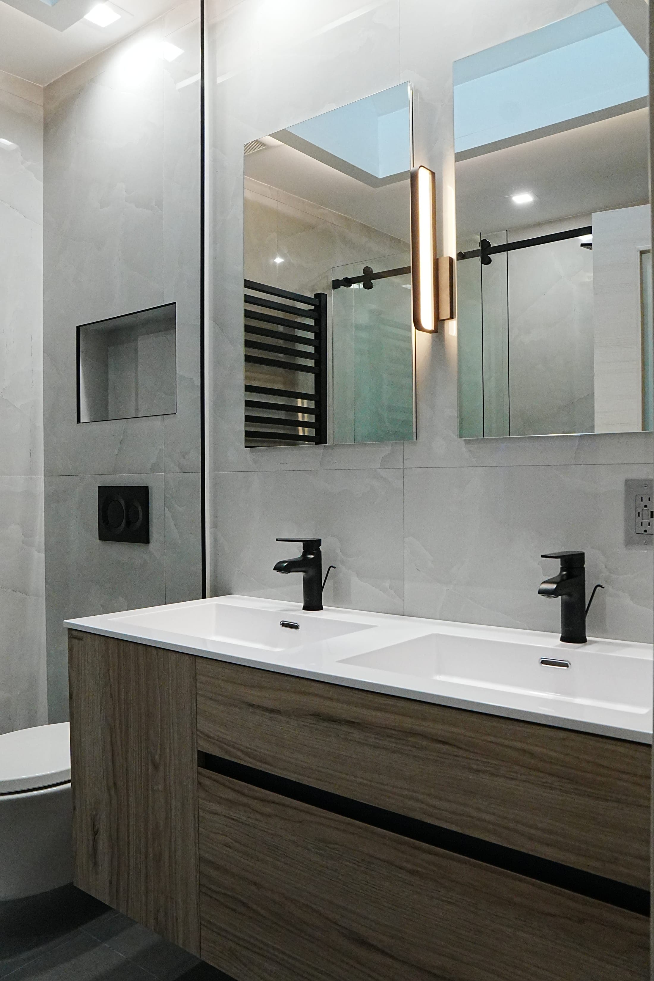 Bathrooms 6