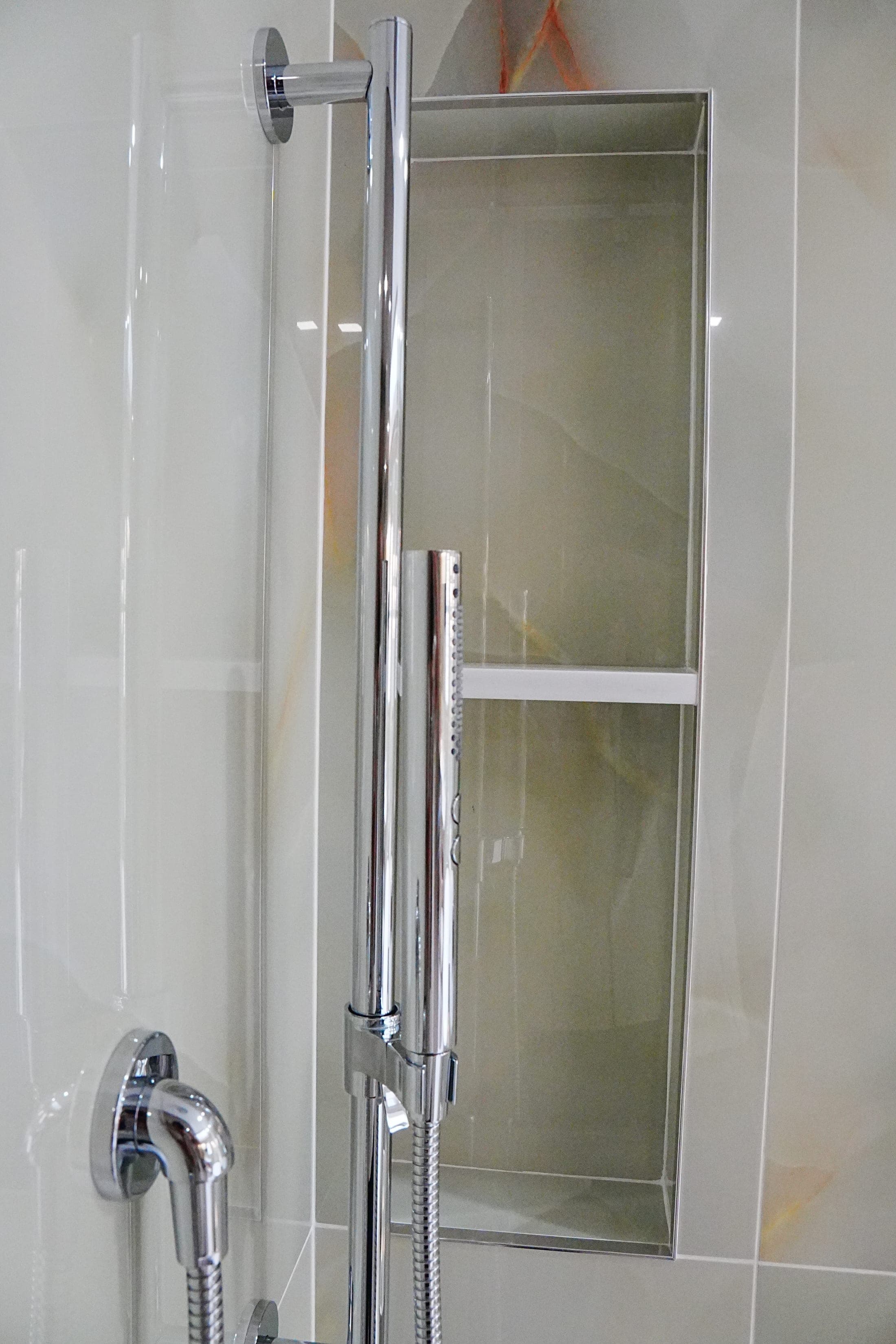 Bathrooms 13