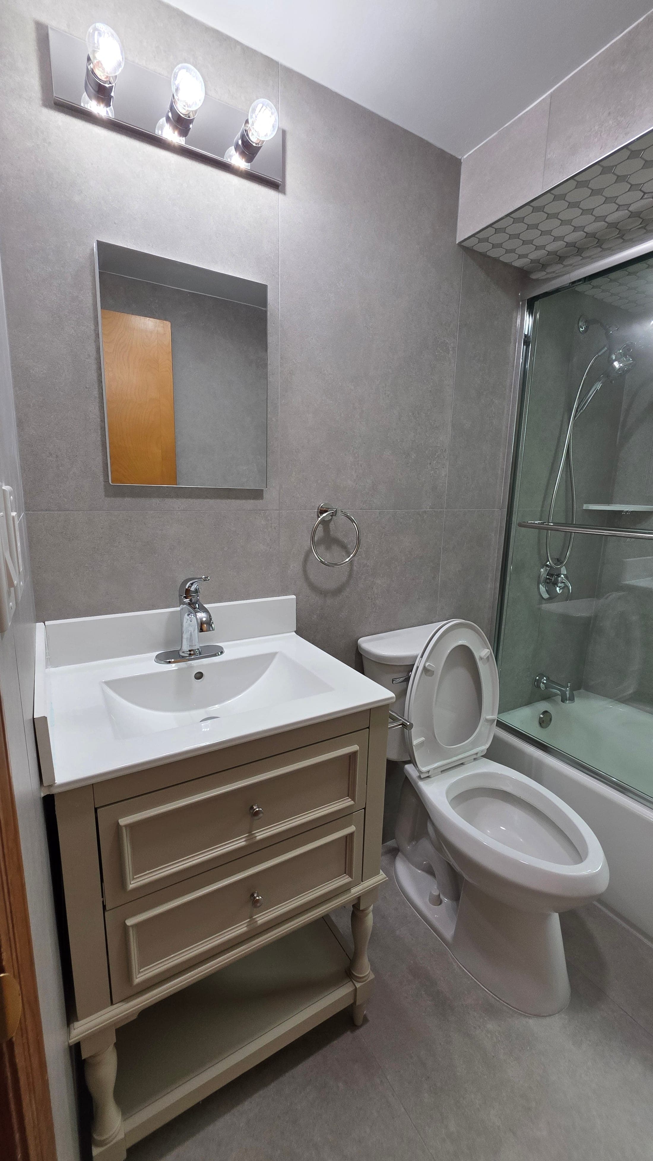 Bathrooms 18