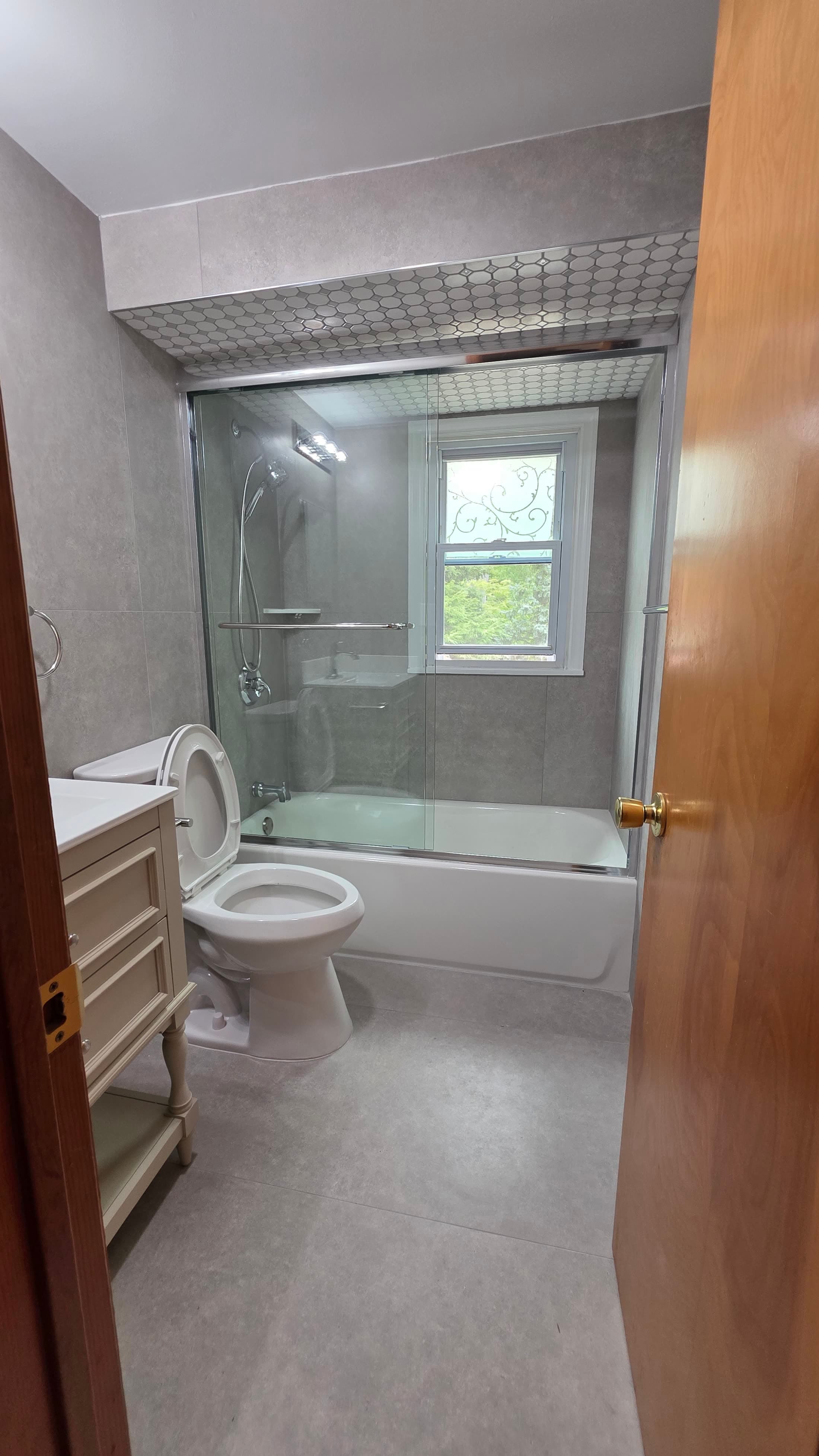 Bathrooms 23