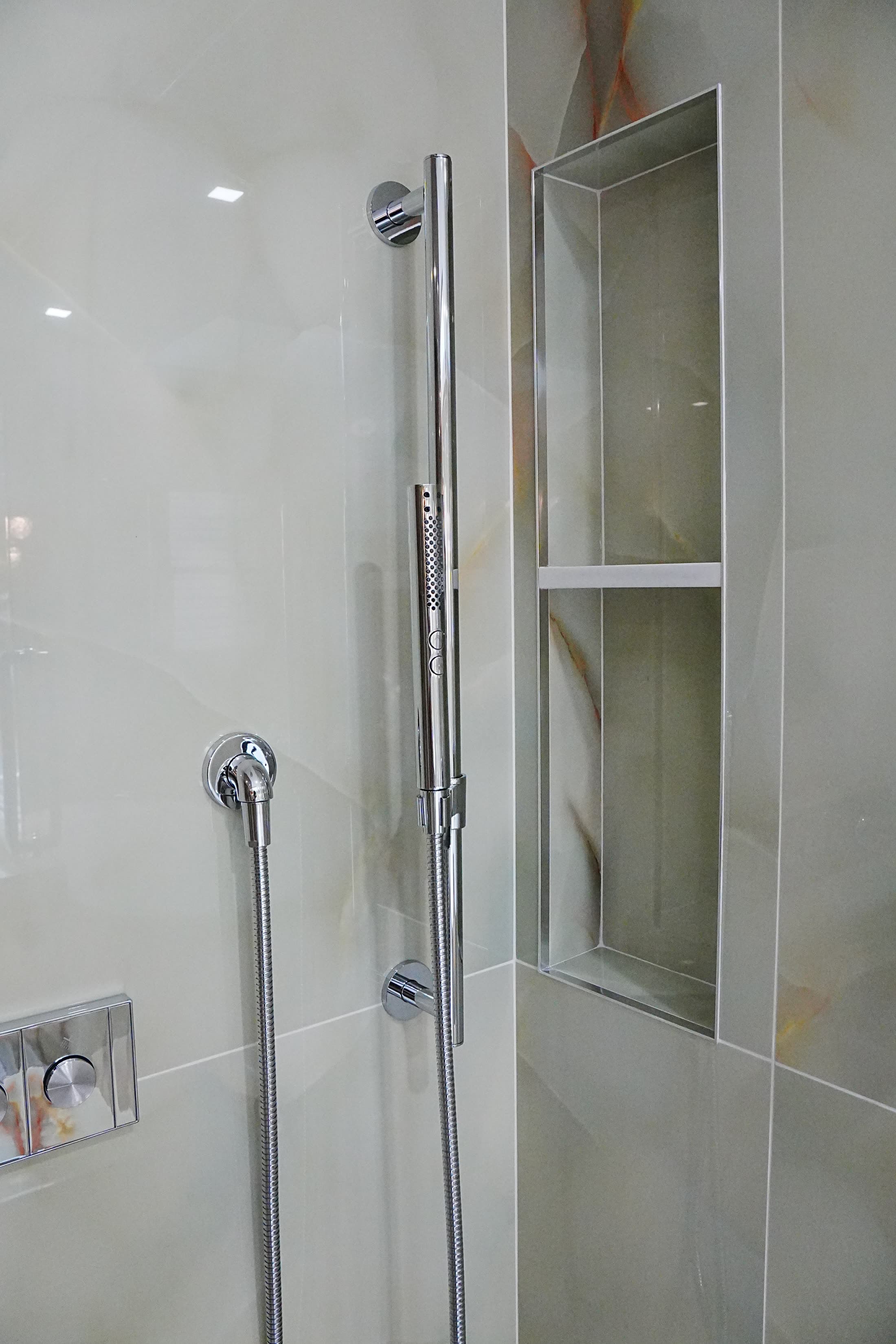 Bathrooms 34